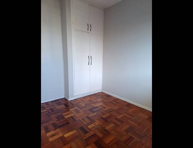 2 BEDROOM FLAT FOR SALE IN GQEBERHA CENTRAL
